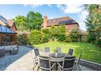6 bedroom detached house for sale in Ashbourne Gardens, Hertford, Hertfordshire