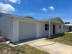 1043 Cornwall Dr, Holiday, FL 34691