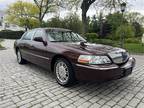 2008 Lincoln Town Car Sedan