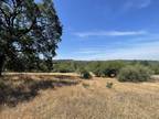 Sloping Oaks Ranch Parcel, End of the Road Privacy