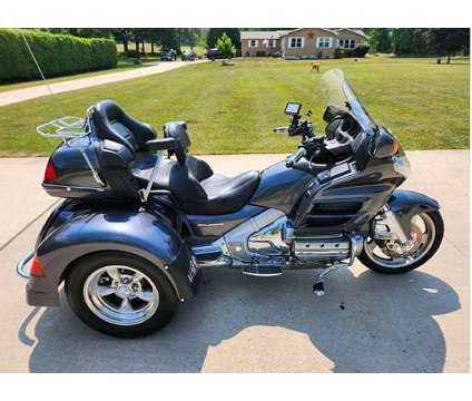 2005 Honda H Gold Wing For Sale is a 2005 Honda H Motorcycles Trike in Philadelphia PA