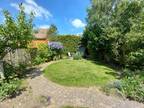 4 bedroom detached house for sale in Endal Way, Clanfield, Waterlooville
