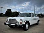 1976 Mercedes-Benz 300D White