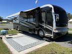 2005 Fleetwood Revolution LE 40E