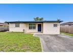 210 72nd Ave N, Hollywood, FL 33024