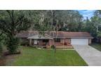 18836 Tracer Dr, Lutz, FL 33549