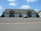 1279 Pinewood Trl APT 8, New Richmond, WI