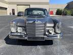 1969 Mercedes-Benz 280SE Gray