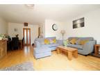 3 bedroom terraced house for sale in Greens Close, Bishops Waltham, SO32