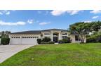 5628 Woodwind Hills Dr, Lakeland, FL 33812