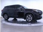 2020 Toyota Highlander Black, 134K miles