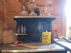 Antique cook stove (COTTAGE CRAWFORD)