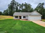 412 Rolling Woods Ln #15, Hull, GA 30646