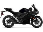 2023 Yamaha YZF-R3 ABS