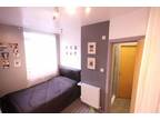 7 bedroom end of terrace house for rent in Hyde Park Road, Hyde Park, Leeds