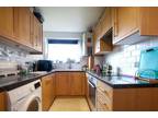 2 bedroom apartment for sale in Windfield, Leatherhead, KT22