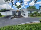 7441 132nd Ave SW, Kendall, FL 33183