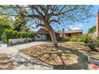 10815 Acama St, North Hollywood, CA 91602