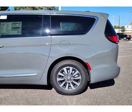 2023 Chrysler Pacifica Hybrid Limited is a Grey 2023 Chrysler Pacifica Hybrid in Denver CO