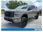 2022 Nissan Titan Crew Cab PRO-4X 4x4