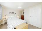 2 bedroom semi-detached house for sale in Swift Drive, Banbury, Oxfordshire