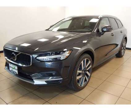 2024 Volvo V90 Cross Country Plus is a Grey, Silver 2024 Volvo V90 Cross Country Car for Sale in Saint Louis MO