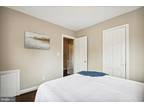 Condo For Sale In Arlington, Virginia