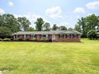 616 Cherokee Dr