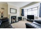 3 bedroom terraced house for rent in New Park Avenue, Palmers Green, London, N13