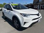 2017 Toyota RAV4 LE 4dr SUV