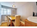 3 bedroom flat for sale in Turpington Close Bromley BR2