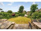Wensleydale Road, Hampton 4 bed detached house for sale - £