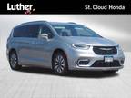 2021 Chrysler Pacifica Hybrid Silver, 87K miles