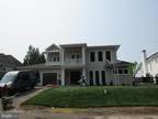 106 W Buckingham Dr