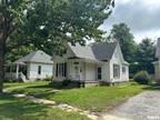 Home For Sale In Taylorville, Illinois