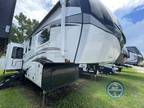 2022 Jayco North Point 310RLTS 31ft