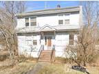 Home For Sale In Piscataway, New Jersey