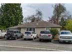 2910 Southeast Oak Grove Boulevard, Milwaukie, OR 97267