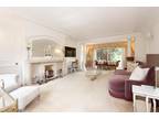 6 bedroom detached house for sale in Manor Road, Chigwell, Esinteraction, IG7