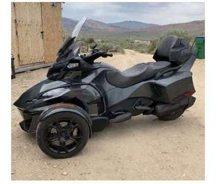 2018 Can Am Spyder Roadster RT-Limited Trike is a 2018 Can-Am Spyder Motorcycles Trike in Chicago IL