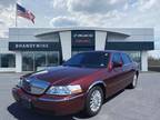 2003 Lincoln Town Car Signature