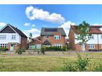 4 bedroom Detached House in Reading 4 bed house to rent - £2,500 pcm (£577 pw)