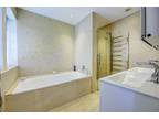 6 bedroom semi-detached house for sale in Middleway, NW11