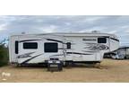 2010 Keystone Montana Hickory 3400 RL 34ft