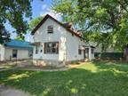 Main floor laundry hook ups and a spacious home for rent in , Sioux City