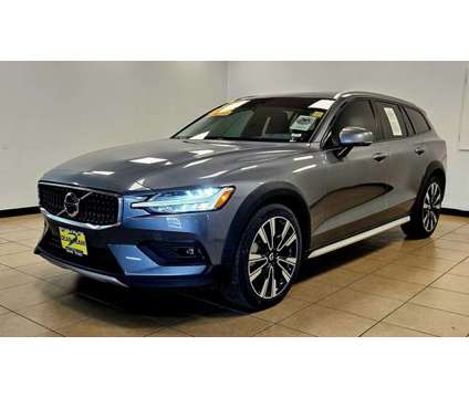 2021 Volvo V60 Cross Country T5 is a Grey 2021 Volvo V60 Cross Country T5 Car for Sale in Saint Louis MO