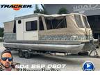 2006 Sun Tracker 32 Party Barge/hut