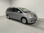 2012 Toyota Sienna 5dr 7-Pass Van V6 XLE AWD. Lots of room, Cold AC