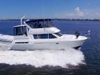 1998 Carver Yachts 405 Aft Cabin Motoryacht