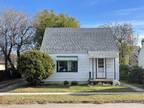 3 bedroom, 1 bathroom Starter home.